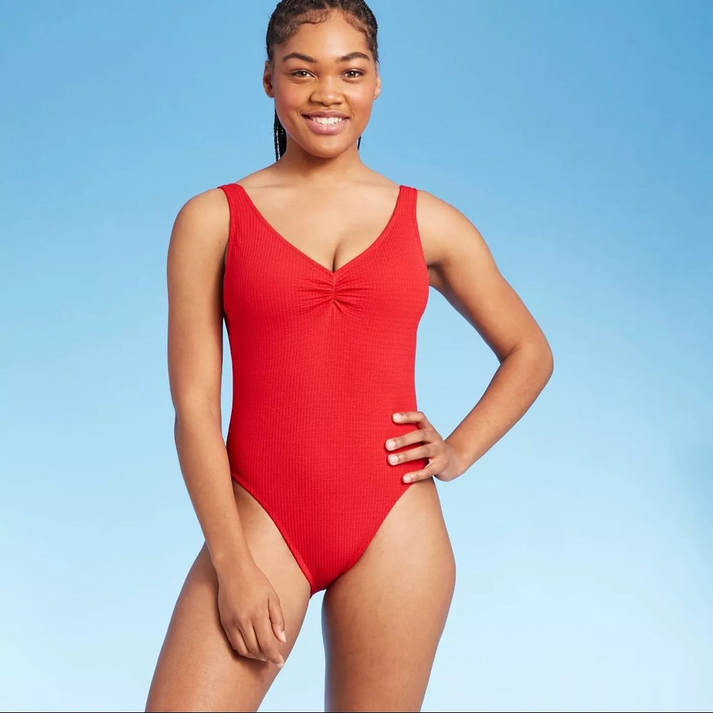 NWOT Shade & Shore Textured One-Piece Swimsuit